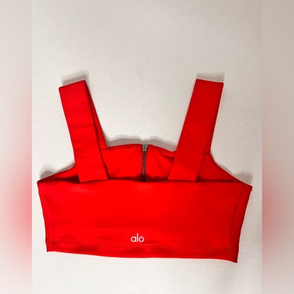 New Alo Yoga  Sport Set - Picture 3 of 6